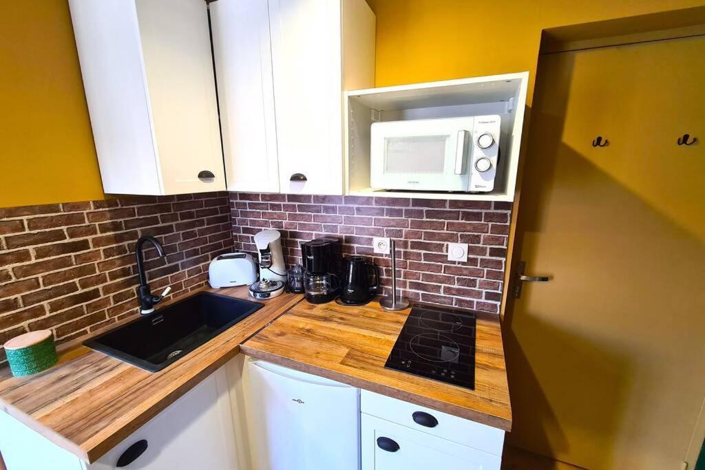 Le Cocon Valenciennois - Hypercentre - Netflix - Toutes Chaines Tv - Vieux Valenciennes Appartement Buitenkant foto